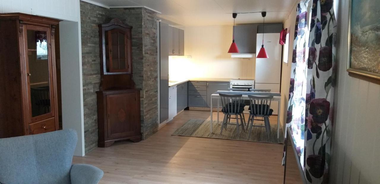 Varjjatgeainu Apartment Nesseby Varangerbotn Eksteriør billede